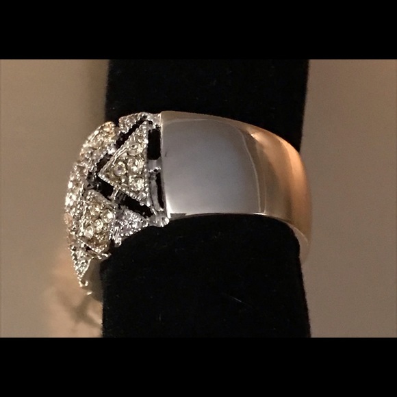 Silver CZ Diamond Pattern Wide Band Fashion Ring - Picture 4 of 5